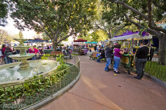 [Disneyland Park] New Orleans Bayou Bash! (février-mars 2012) IMG_9259